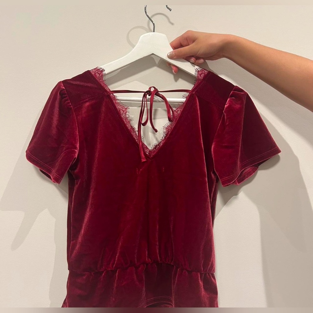 Abercrombie - Red Velvet Short Sleeve Top NWT